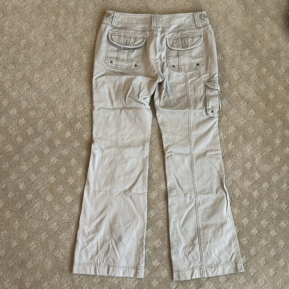 Vintage Aeropostale, size 9/10 L, low rise, khaki cargo pants - Picture 2 of 5
